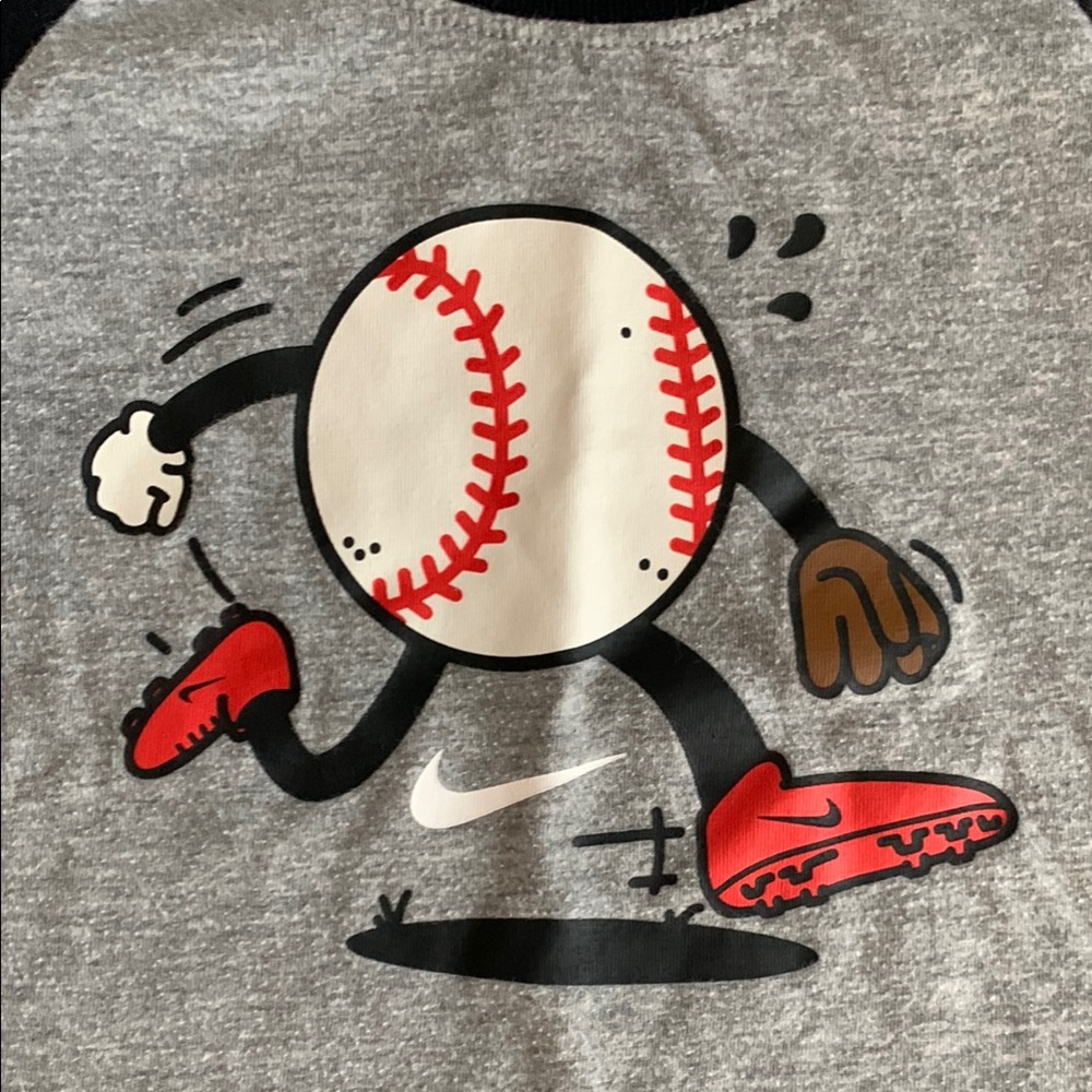 Nike Kids Baseball Graphic Tee - Gray and Black - Picture 2 of 4